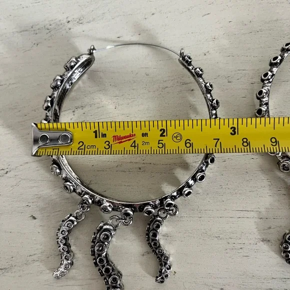Octopus Tentacles Hoops - Picture 4 of 5